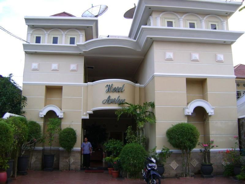 Archie Hotel Ternate Island Экстерьер фото